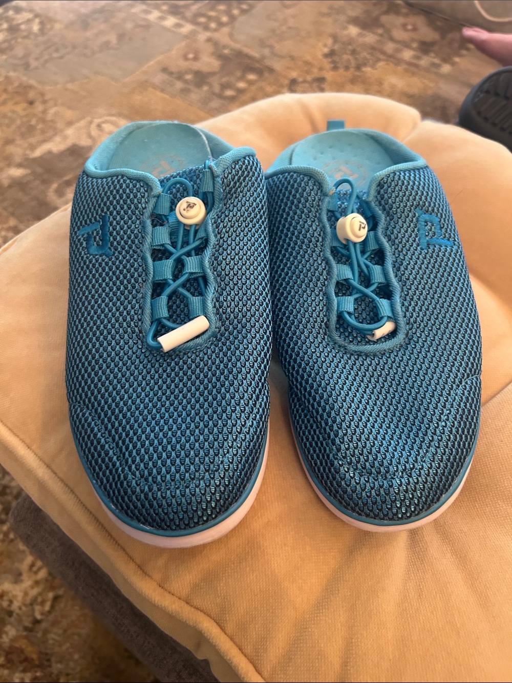 Lightweight Slip-On Sneakers - Blue